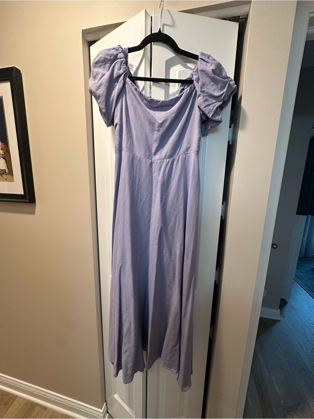 Astr Lilac Puff-Sleeve Midi Dress